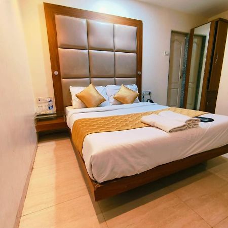 Apex Hotel มุมไบ ภายนอก รูปภาพ
